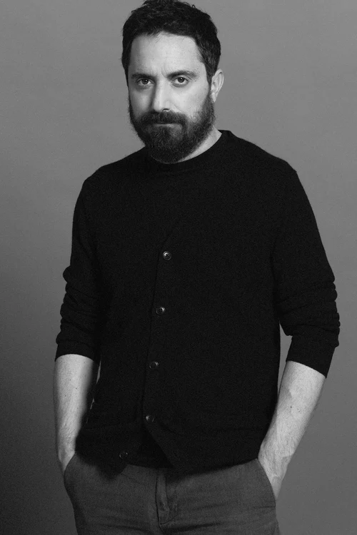 Mis muertos tristes, miniserie de Netflix dirigida por Pablo Larraín